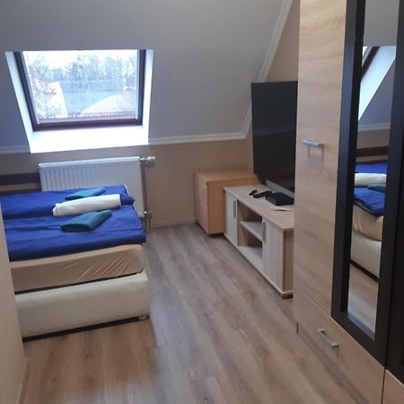 Bajnok Apartman Heviz Bagian luar foto