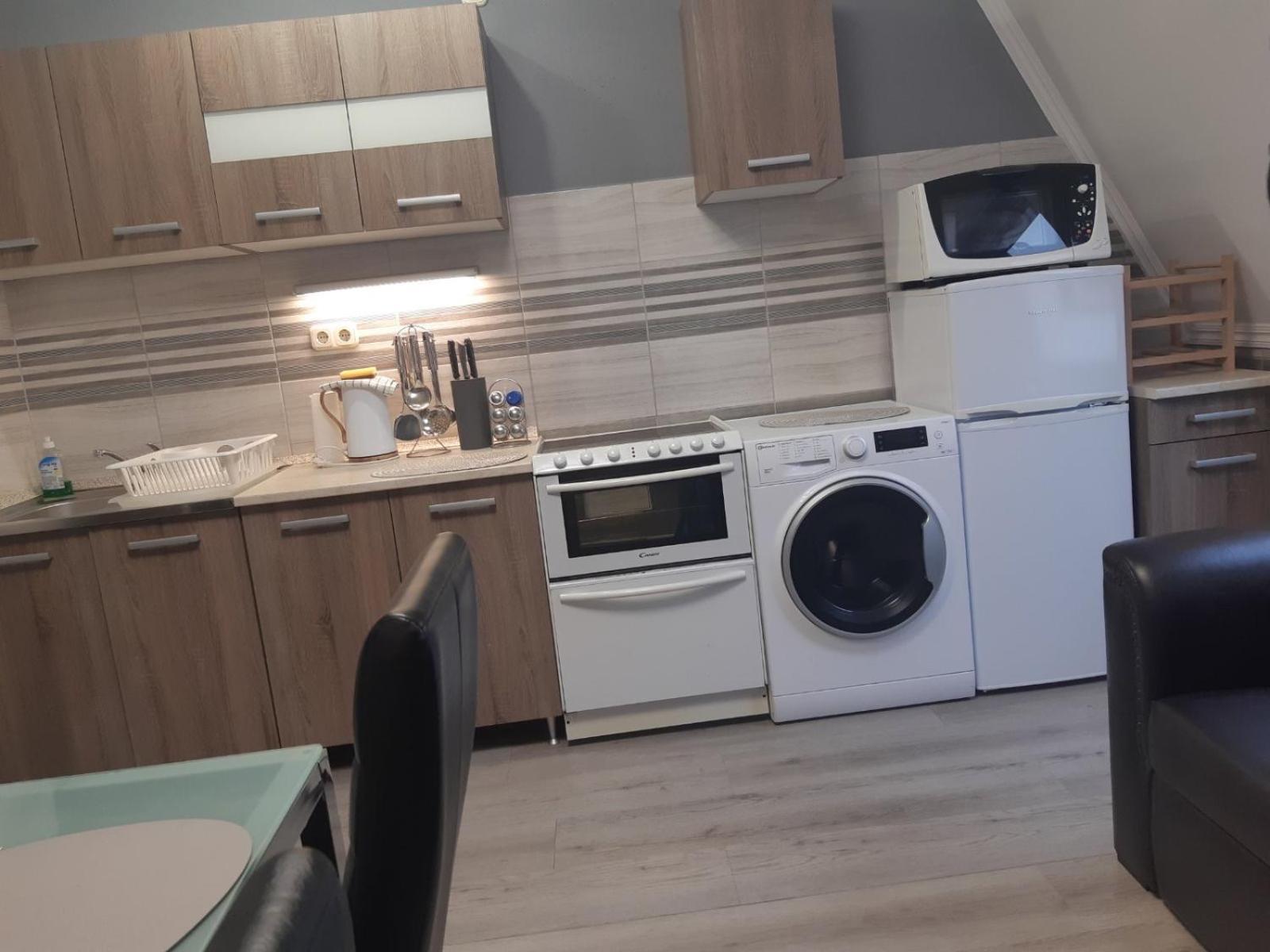 Bajnok Apartman Heviz Bagian luar foto